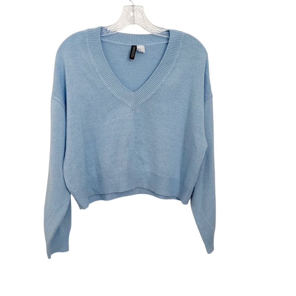 Divided Light Blue V-neck Cropped Sweater